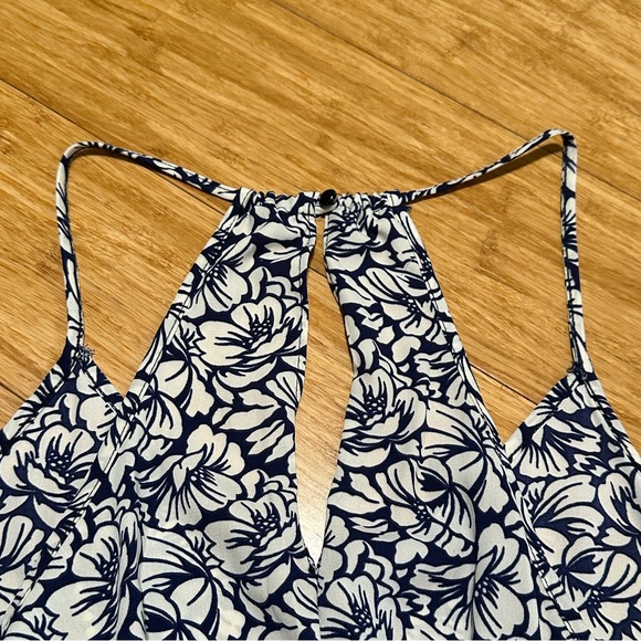 Ivory and Navy Floral Romper - Picture 3 of 5